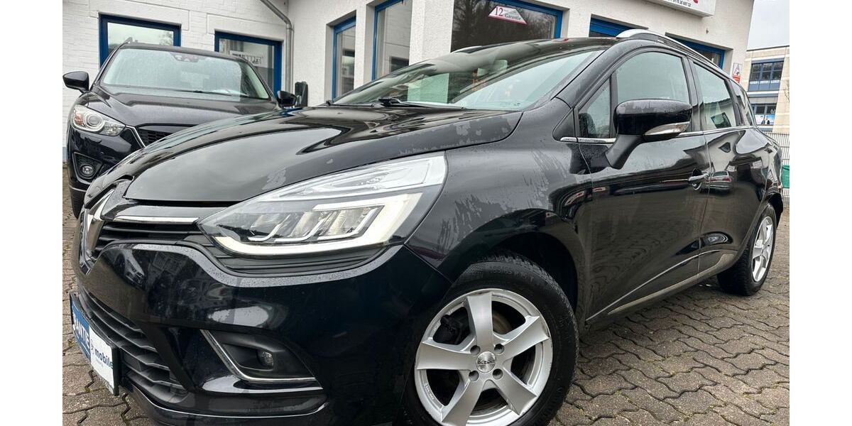 Renault Clio 160.000 km 7.849 &euro; Gummersbach (Zwischen Toom Markt und ATU) 51645