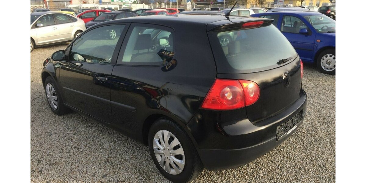 VW Golf Trendline, Klima,el.Fh. 2 Hd.,Tüv 03/28! 200.000 km 2.500 &euro; Himmelkron 95502