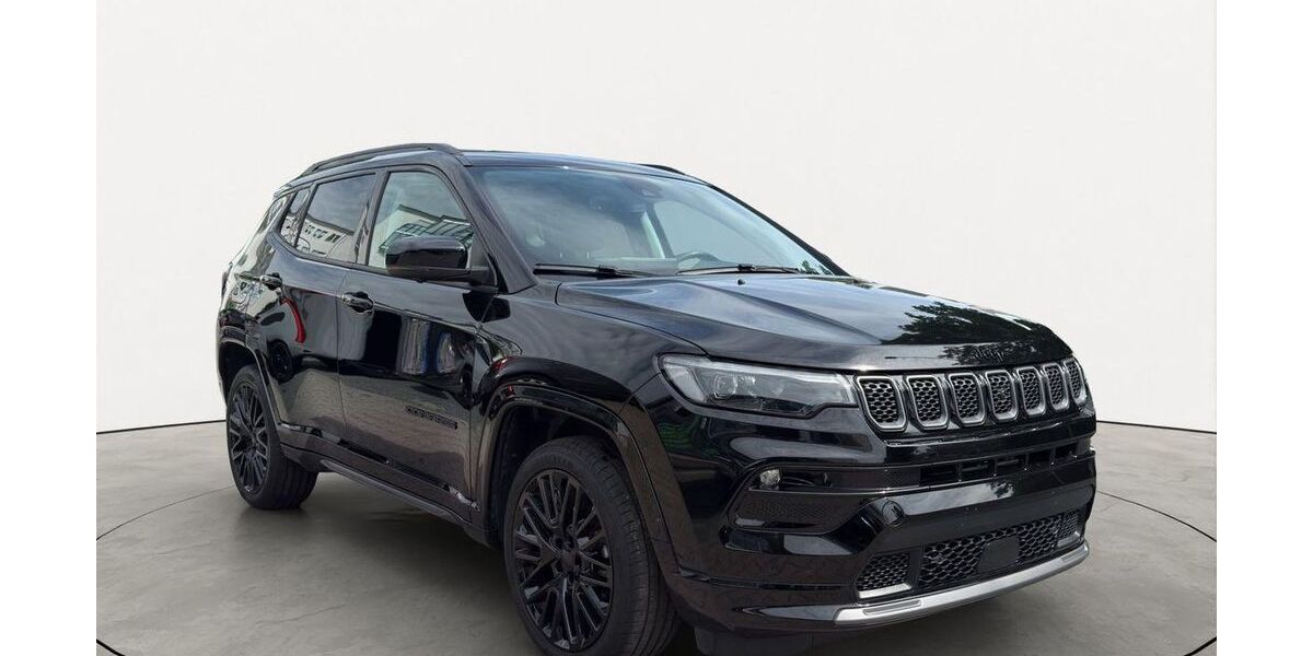 Jeep Compass 27.923 km 26.350 &euro; Oberursel (Taunus) OT Oberursel 61440