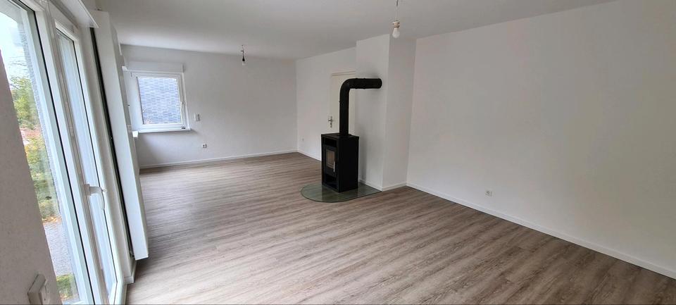 Doppelhaushälfte Remscheid Lüttringhausen - 4 Zimmer, 120 m&sup2;, 1.500&euro; | Angebot:25274629
