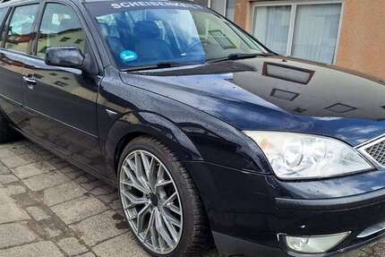 Ford Mondeo 255.000 km 2.999 &euro; Bad Camberg 65520