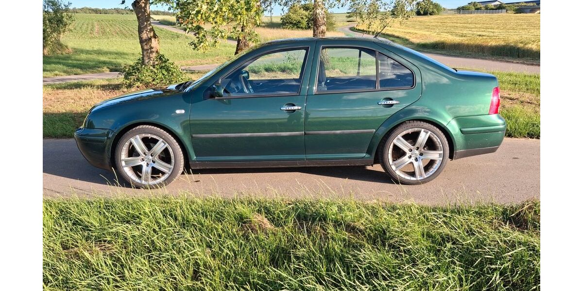 VW Bora 224.330 km 2.300 &euro; Herbertingen 88518