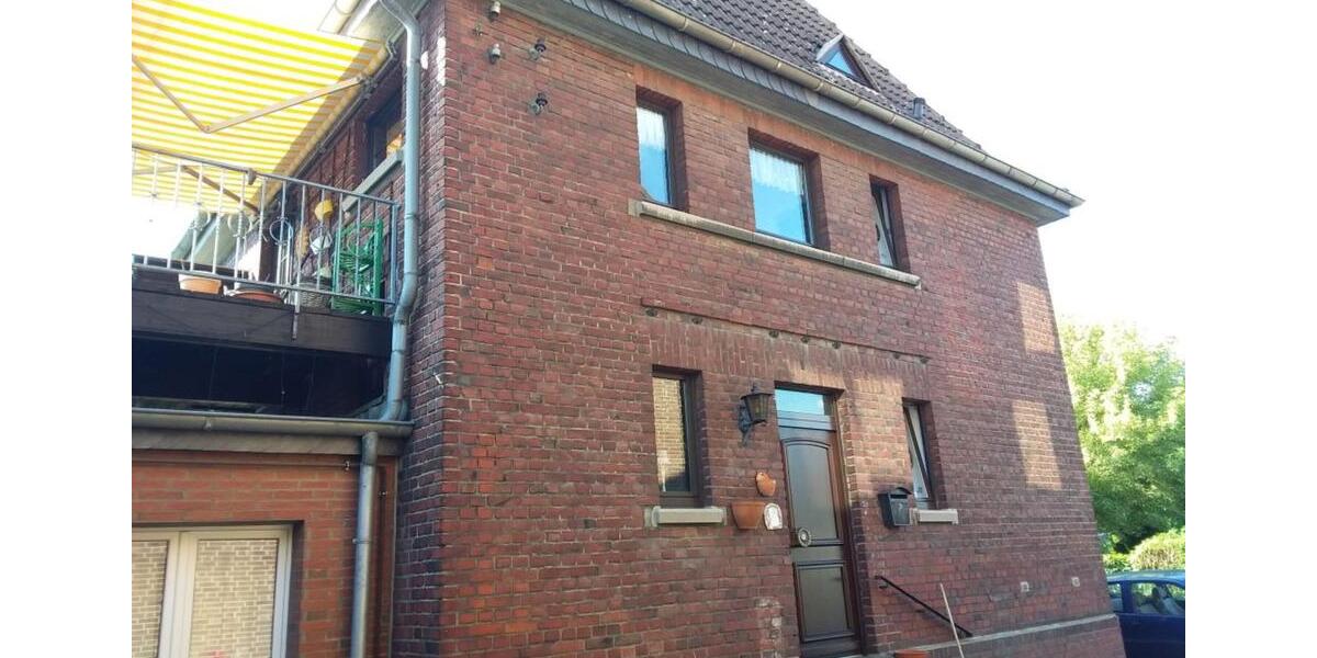 !!! Schöne Doppelhaushälfte mit Garage in guter Lage !!! 5 zimmer