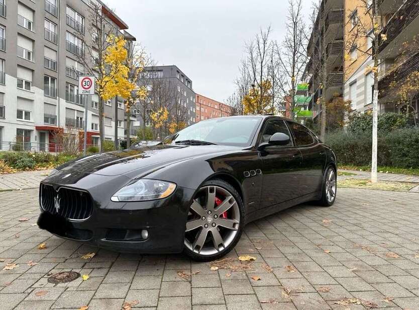Maserati Quattroporte 243.000 km 26.000 € Backnang 71522