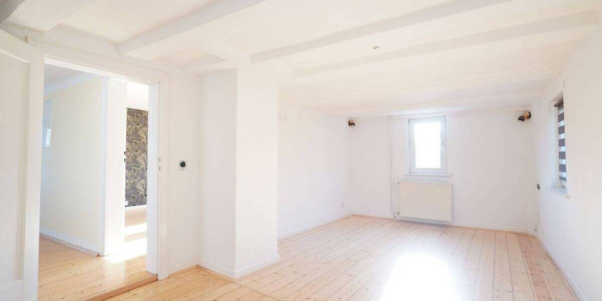 Mehrfamilienhaus, Wohnhaus Siegen Oberschelden - 5 Zimmer, 111 m&sup2;, 265.000&euro; | Angebot:25688496