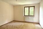 Sanierungsbedürftige 3-Zimmer-Wohnung mit viel Potenzial