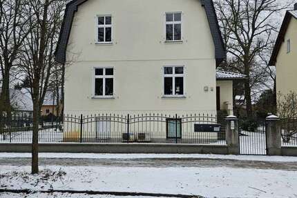 Wohnung Eichwalde - 3 Zimmer, 78 m&sup2;, 1.150&euro; | Angebot:24794603