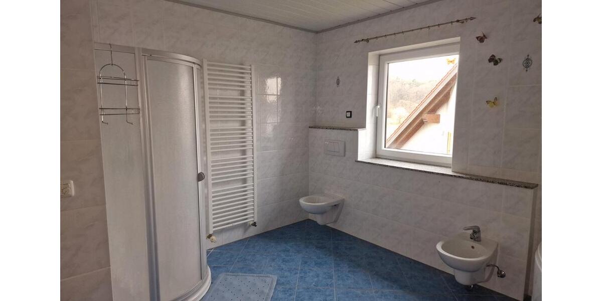 Doppelhaushälfte Wasserlosen - 2 Zimmer, 85 m&sup2;, 750&euro; | Angebot:26142215