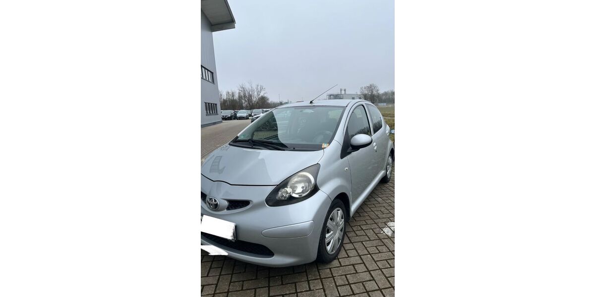 Toyota Aygo (X) 158.215 km 1.900 &euro; Ingolstadt 85055