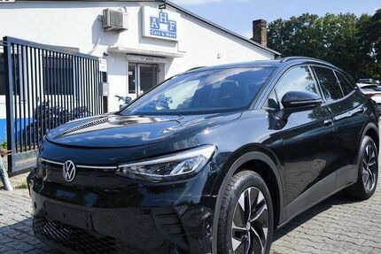 VW ID.4 4.731 km 25.990 &euro; Berlin 12109