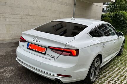 Audi A5 88.000 km 28.800 &euro; München 80634