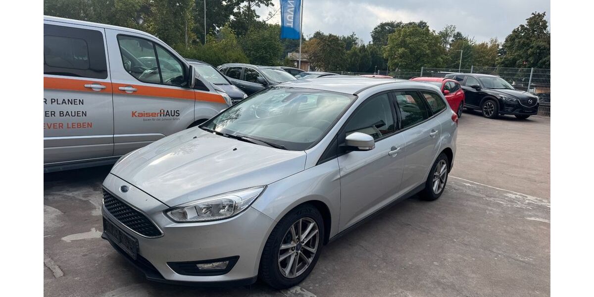 Ford Focus 170.000 km 3.950 &euro; Detmold 32758