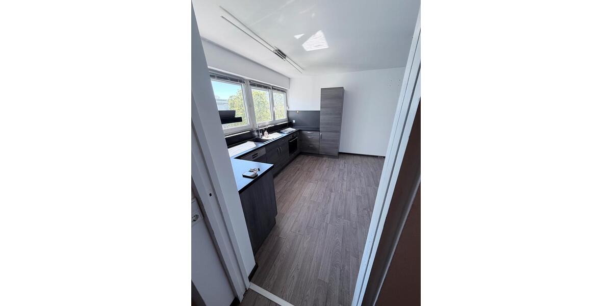 Etagenwohnung Ingolstadt Friedrichshofen-Hollerstauden - 3 Zimmer, 85 m&sup2;, 283.000&euro; | Angebot:27019282