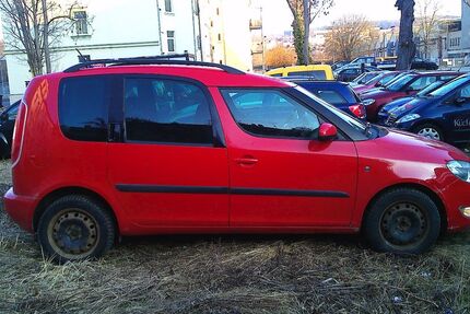 Skoda Roomster 177.000 km 1.460 &euro; Plauen 08523