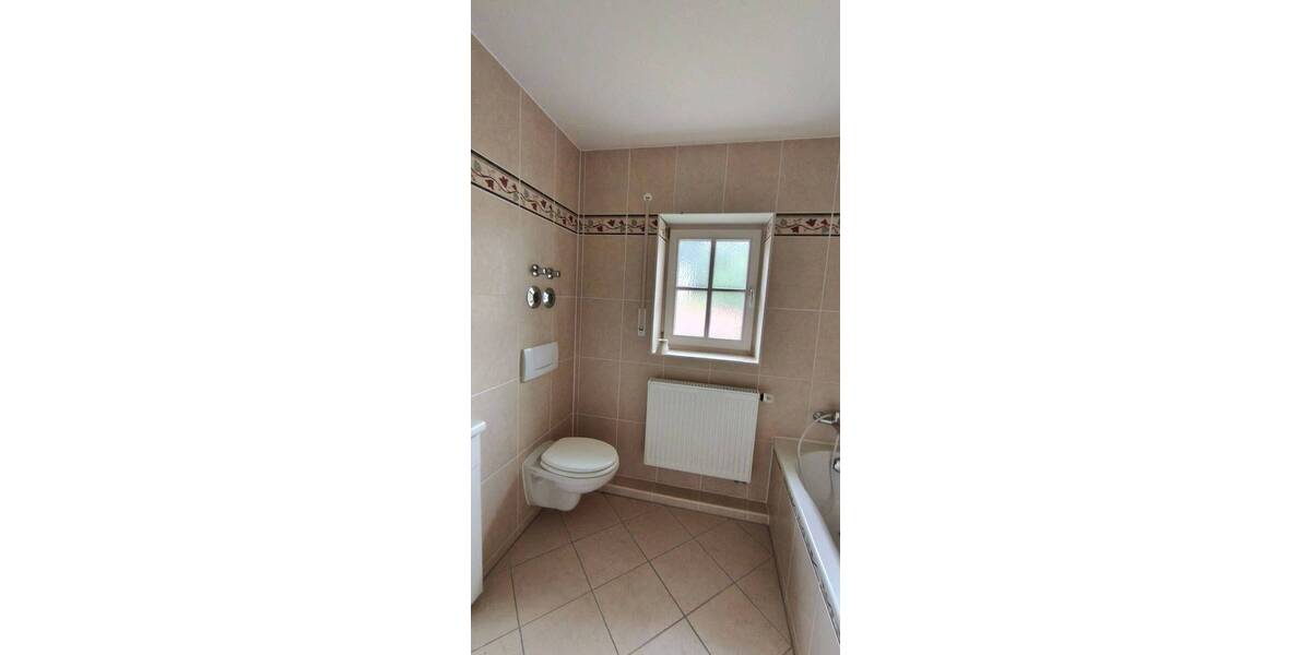 Etagenwohnung Bayerisch Gmain - 3 Zimmer, 79 m&sup2;, 499.000&euro; | Angebot:26887682