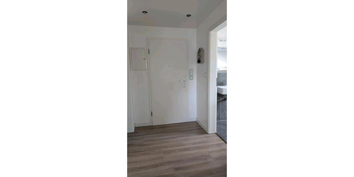 Dachgeschoßwohnung Viernheim - 3 Zimmer, 75 m&sup2;, 1.300&euro; | Angebot:26424089