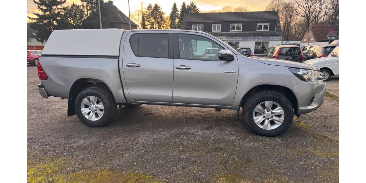 Toyota Hilux 172.000 km 26.950 € Moers 47447