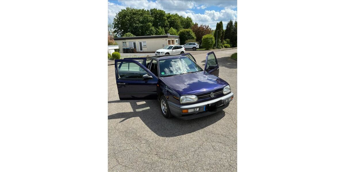 VW Golf 130.000 km 1.790 &euro; Schwäbisch Hall 74523