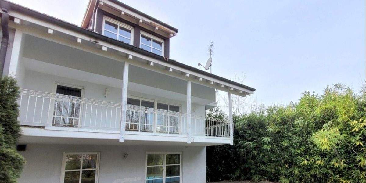 Einfamilienhaus Schopfheim - 8 Zimmer, 272 m&sup2;, 675.000&euro; | Angebot:25876998