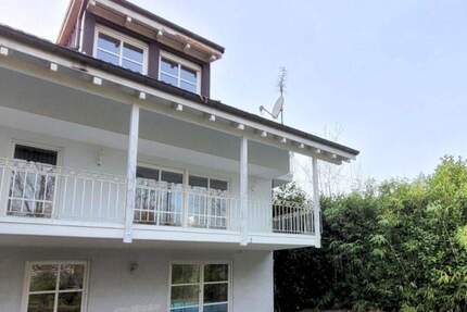 Haus Schopfheim - 8 Zimmer, 272 m&sup2;, 675.000&euro; | Angebot:25876998