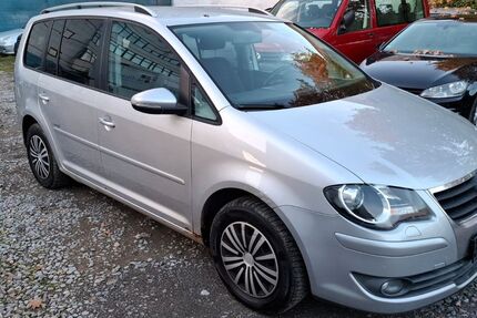 VW Touran 200.000 km 1.599 € Walldorf (bei Heidelberg) 69190