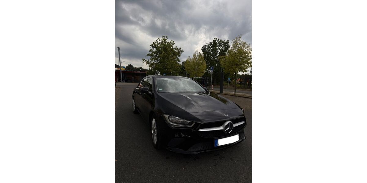 Mercedes-Benz CLA 200 Shooting Brake 140.000 km 18.900 &euro; Bremen 28259