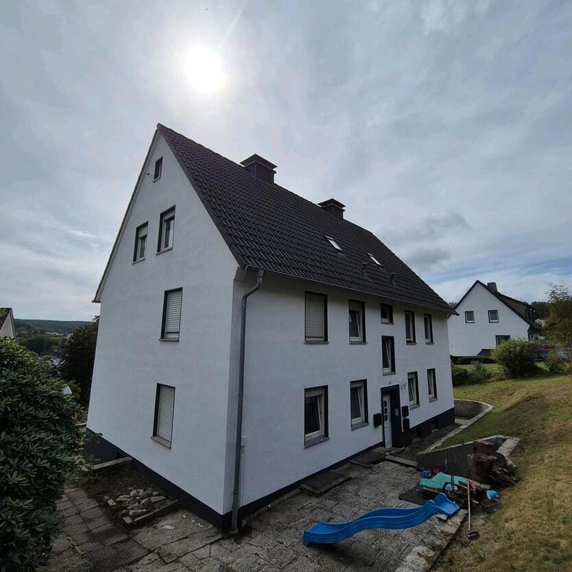 Dreifamilienhaus mit 260qm -Ideal für Eigennutzer oder Investoren