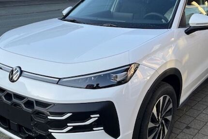 VW T-Roc 9.500 km 29.890 &euro; Bad Laasphe-Feudingen 57334