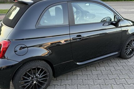 Abarth 695C 1.4* Cabrio,unfallfrei,1.Hand,Automatik* 22.000 km 29.850 &euro; Schorndorf 73614