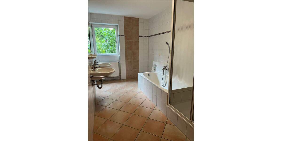 Etagenwohnung Regensburg Kumpfmühl-Ziegetsdorf-Neuprüll - 4 Zimmer, 104 m&sup2;, 460.000&euro; | Angebot:25668627
