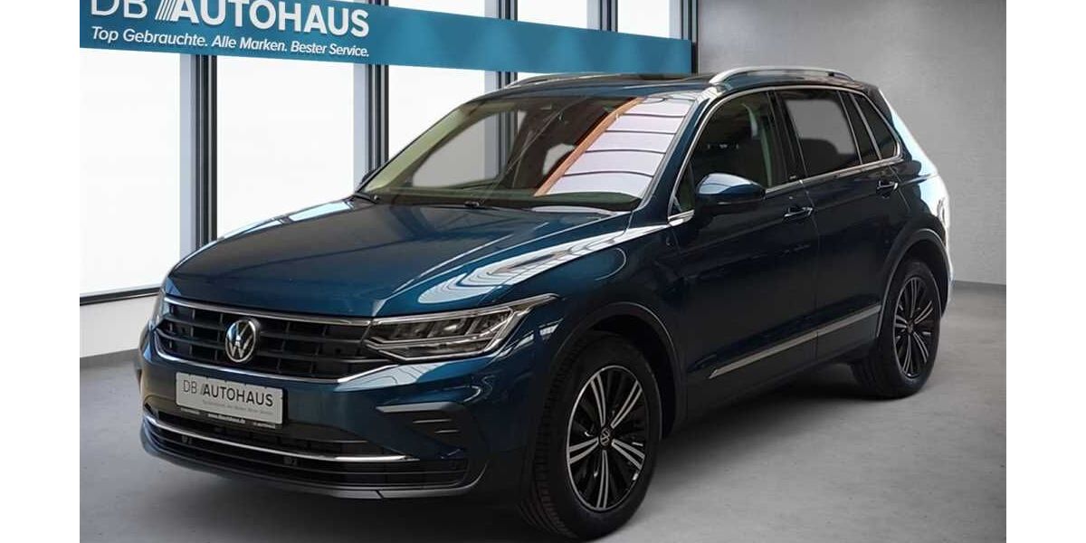 VW Tiguan 53.227 km 30.490 &euro; Bad Salzuflen 32105