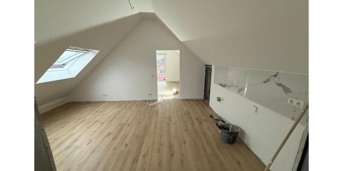 Dachgeschoßwohnung Südbrookmerland - 2 Zimmer, 75 m&sup2;, 880&euro; | Angebot:26268025