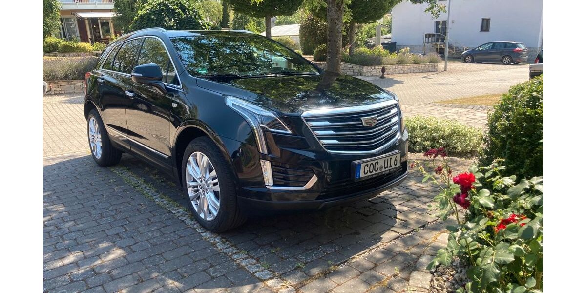 Cadillac XT5 129.000 km 22.900 &euro; Hambuch 56761