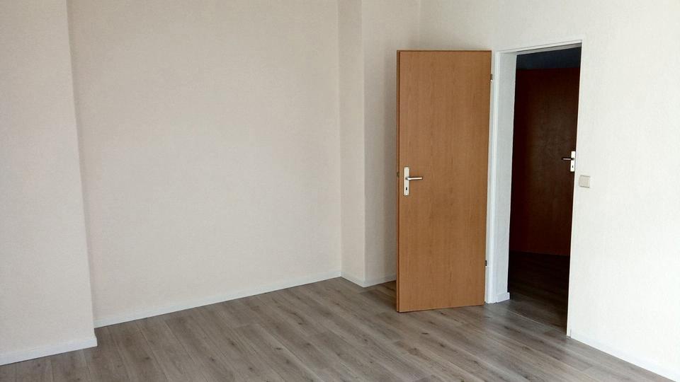 Etagenwohnung Limbach-Oberfrohna Oberfrohna - 2 Zimmer, 47 m&sup2;, 41.000&euro; | Angebot:26251050