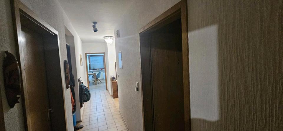 Etagenwohnung Fernwald - 4 Zimmer, 108 m&sup2;, 1.350&euro; | Angebot:26409336