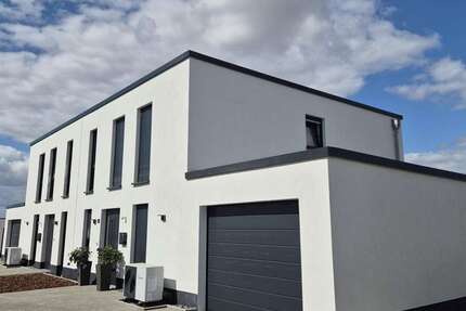 Haus Gehrden - 5 Zimmer, 130 m&sup2;, 1.900&euro; | Angebot:26901530