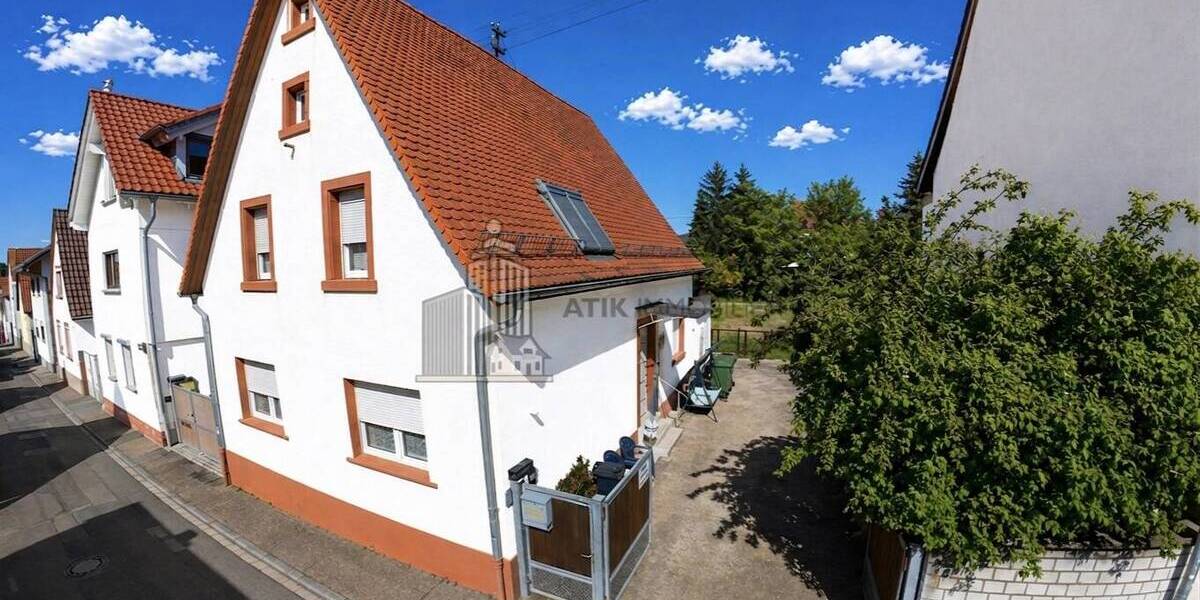 ATIK: Saniertes Ein- bis Zweifamilienhaus mit großem Grundstück und vielseitigem Nutzungspotenzial - Mehrfamilienhaus, Wohnhaus Sandhausen | Angebot:26458358