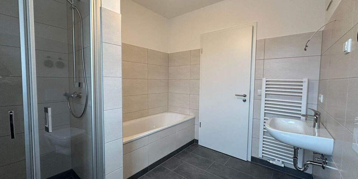 Etagenwohnung Bad Doberan - 2 Zimmer, 67 m&sup2;, 1.000&euro; | Angebot:25424885