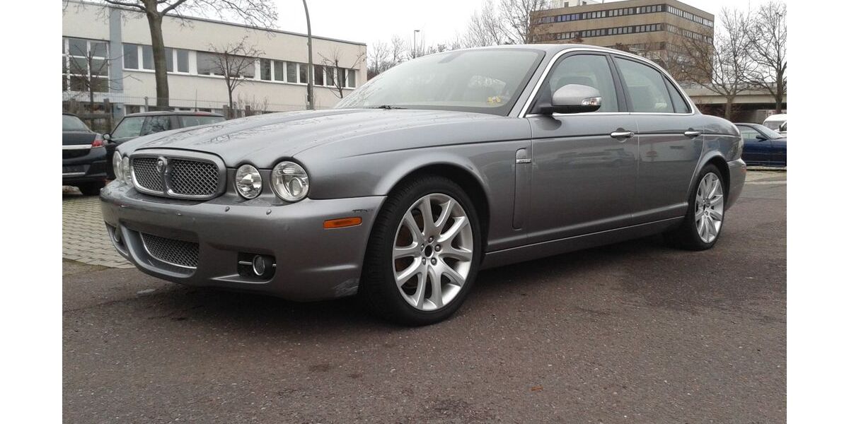 Jaguar XJ 180.000 km 10.234 &euro; Berlin 13627
