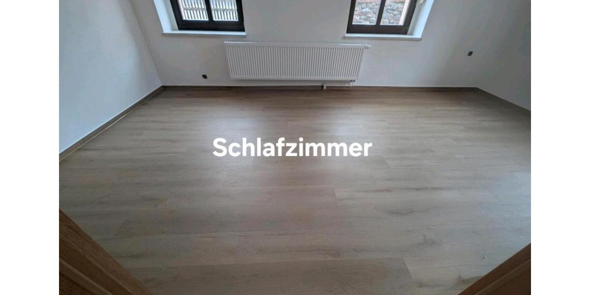 Erdgeschoßwohnung Oederan - 3 Zimmer, 84 m&sup2;, 836&euro; | Angebot:26413680