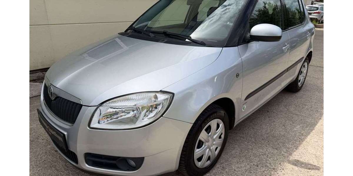 Skoda Fabia 107.000 km 2.500 &euro; Sindelfingen/Stuttgart 71069