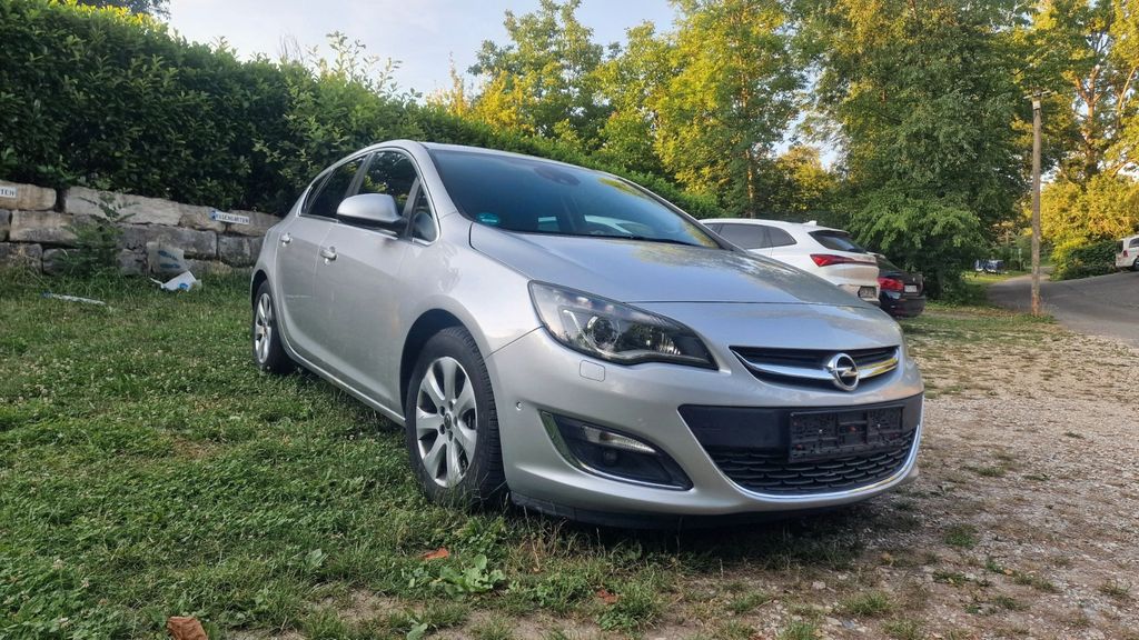 Opel Astra 137.255 km 7.100 &euro; Reutlingen 72764