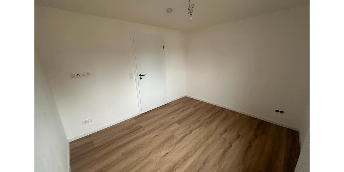 Erdgeschoßwohnung Kaiserslautern Engelshof - 3 Zimmer, 81 m&sup2;, 720&euro; | Angebot:26394053