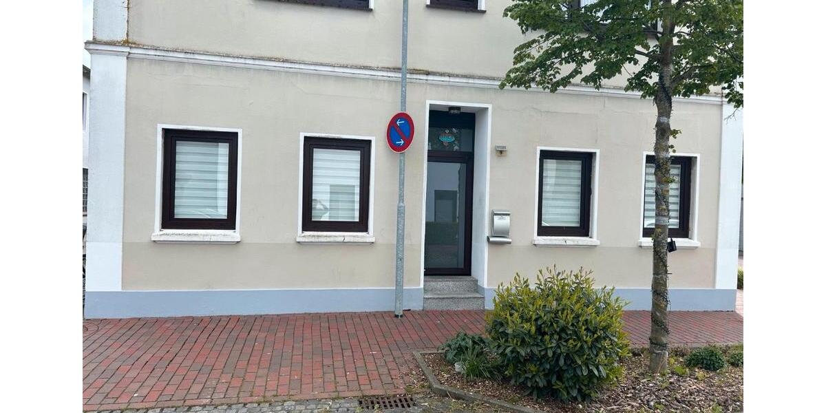 Erdgeschoßwohnung Nordenham - 4 Zimmer, 104 m&sup2;, 150.000&euro; | Angebot:26819822