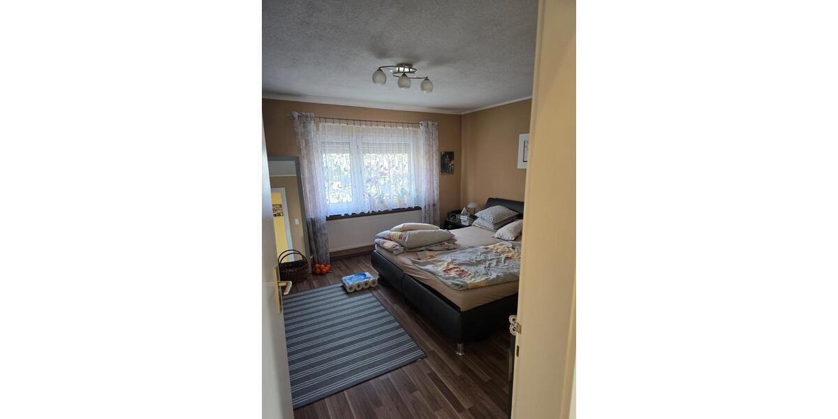 3-Zimmer-Eigentumswohnung mit Gartenanteil und Garage 3 zimmer