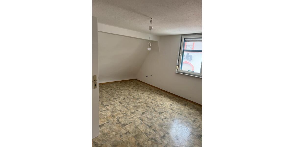 Einfamilienhaus Ketsch - 6 Zimmer, 137 m&sup2;, 270.000&euro; | Angebot:24633344