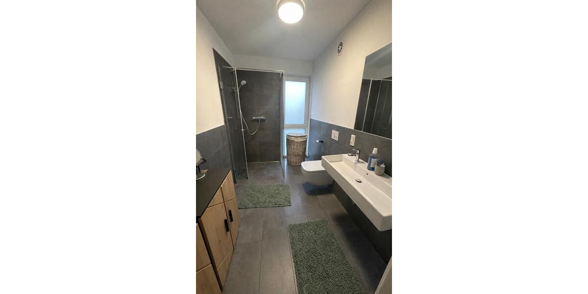 Erdgeschoßwohnung Alsdorf - 3 Zimmer, 100 m&sup2;, 1.100&euro; | Angebot:24982462