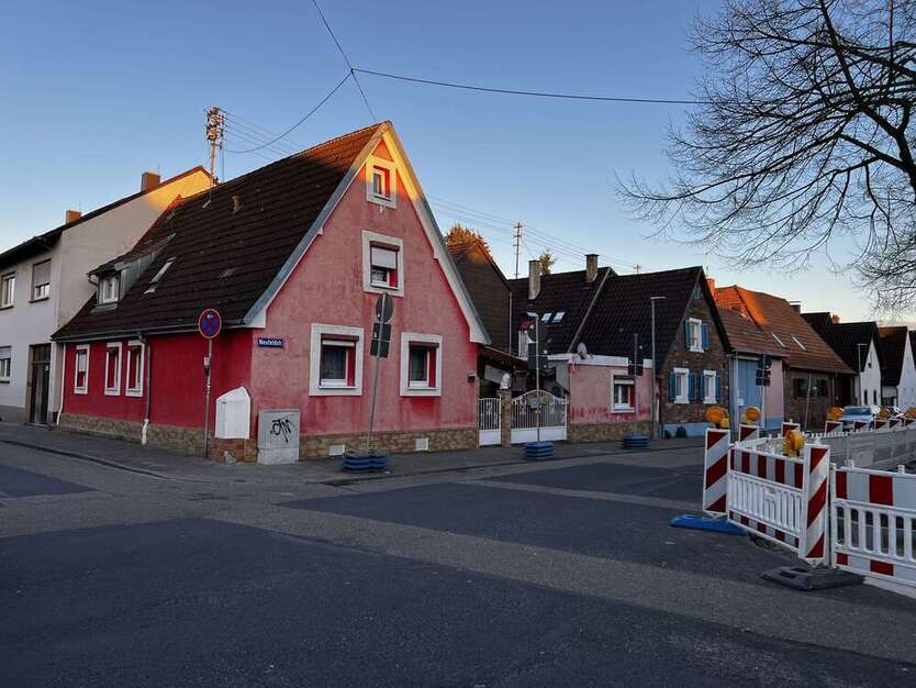Haus zum Kaufen in Karlsruhe 350.000 € 154.52 m²