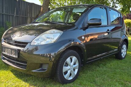 Daihatsu Sirion 183.371 km 2.150 &euro; Fredersdorf - Vogelsdorf 15370