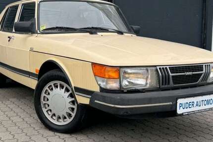 Saab 900 224.000 km 2.990 &euro; Berlin 12435